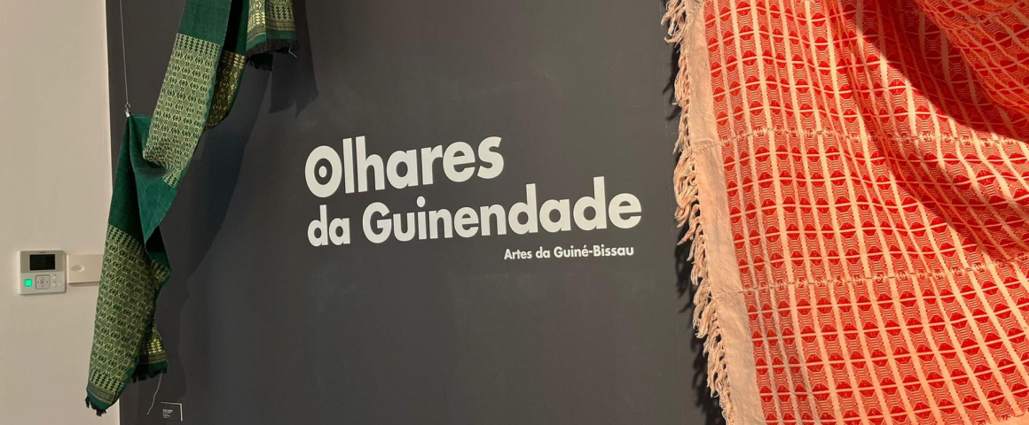 Exposição “Olhares da Guinendade - Artes da Guiné-Bissau” na UCCLA