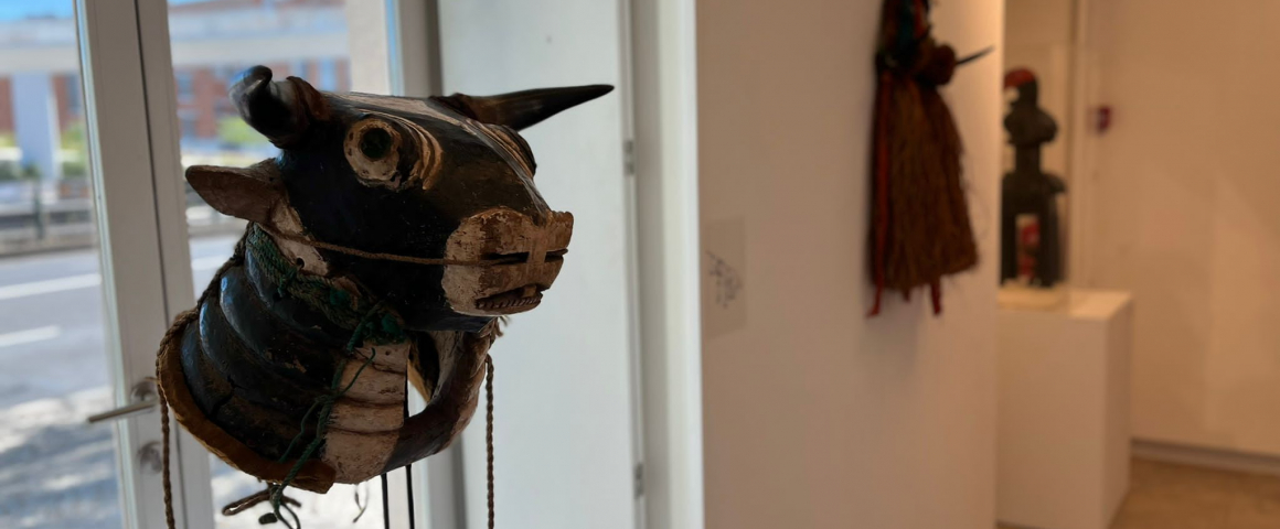 Exposição “Olhares da Guinendade - Artes da Guiné-Bissau” na UCCLA