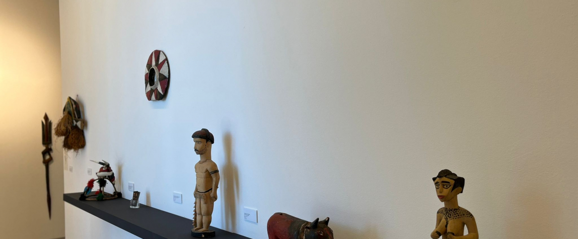 Exposição “Olhares da Guinendade - Artes da Guiné-Bissau” na UCCLA