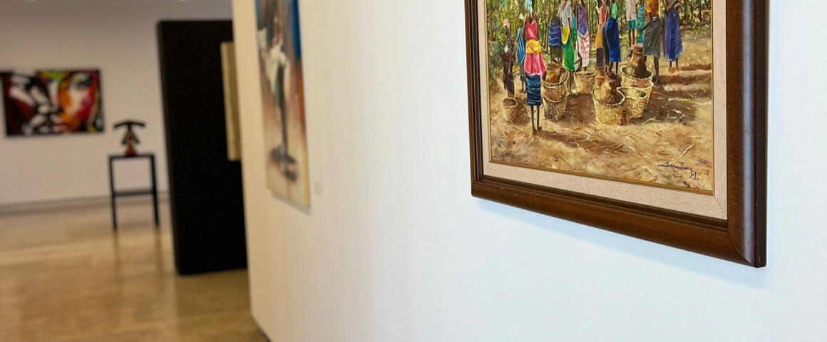 Exposição “Olhares da Guinendade - Artes da Guiné-Bissau” na UCCLA