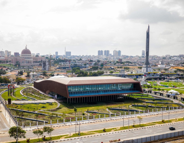 Inauguração do Salão Protocolar na Nova Marginal de Luanda