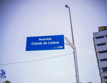 Câmara Municipal da Praia instala placas toponímicas nos bairros da cidade