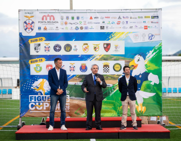 Ponta Delgada inaugura novo Campo de Jogos das Figueiras