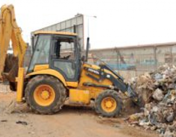 Governo Provincial de Luanda traça estratégia para problemas do lixo 