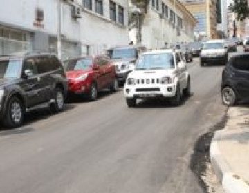 Novo asfalto na cidade de Luanda 