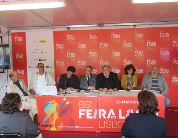 Obra vencedora do Prémio Literário UCCLA apresentada na Feira do Livro