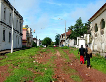 Reabilitação de centros de saúde em Bolama