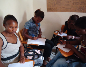 Formação Cooperada de educadores de infância em Cabo Verde