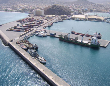 Mindelo terá porto de águas profundas