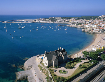 Assembleia Geral da UCCLA em Cascais