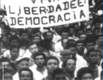 “A Democracia e o Desenvolvimento” em análise na UCCLA 