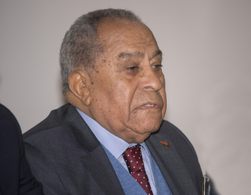 Embaixador de Angola junto da CPLP visitou a UCCLA
