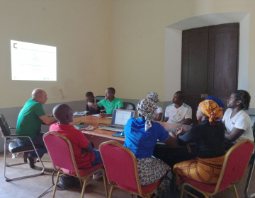 Encontro com técnicos de cobrança na Ilha de Moçambique