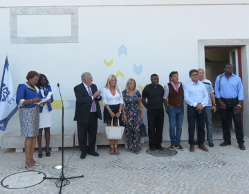 Inauguração da exposição “Artistas Unidos contra a Fome” na UCCLA