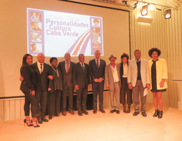 Condecoração a personalidades de Cabo Verde na UCCLA