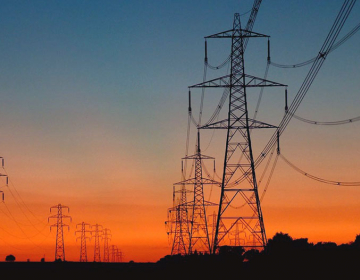 Acesso universal à rede elétrica em Moçambique