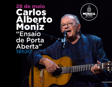 Carlos Alberto Moniz no palco da UCCLA