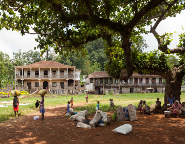 Criação de projetos de assistência a famílias carenciadas em São Tomé e Príncipe