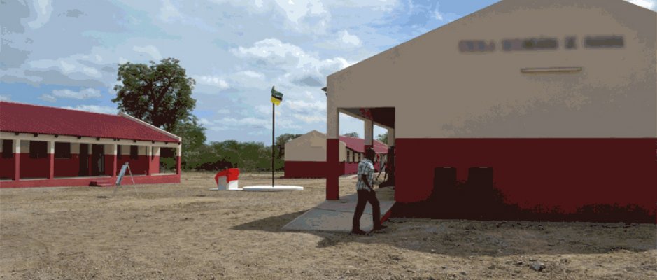 Banco de Moçambique reabilita escola na Beira