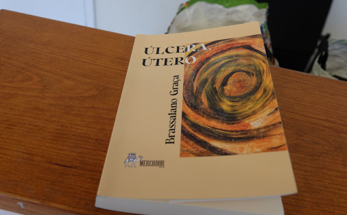 UCCLA acolheu lançamento do livro “Úlcera, Útero” 