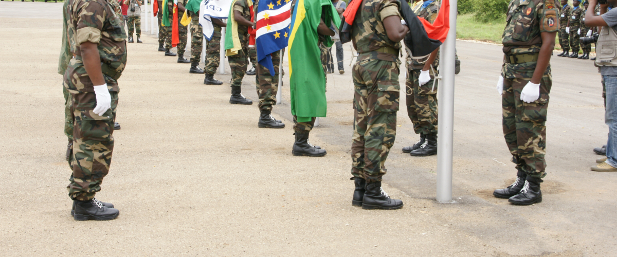 Livro "25 Anos de Cooperação de Defesa na CPLP"