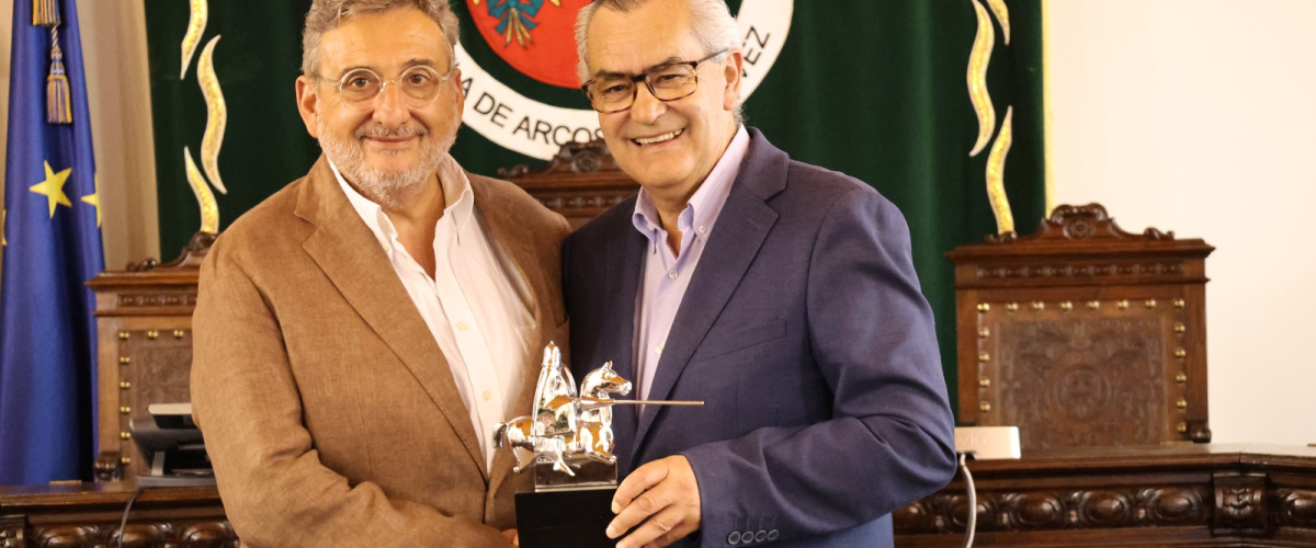 Presidente da Câmara de Arcos de Valdevez recebe Secretário-Geral da UCCLA
