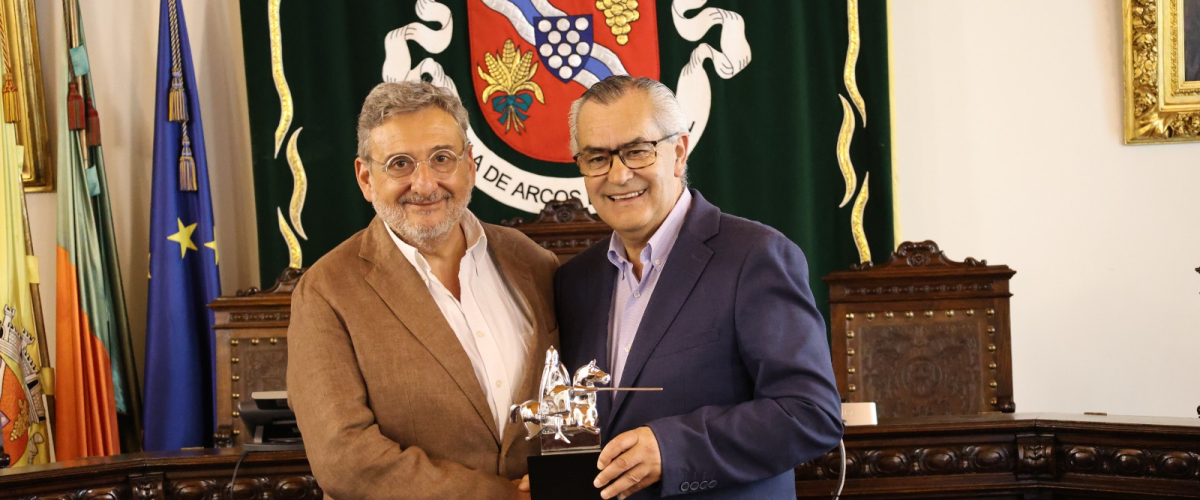 Presidente da Câmara de Arcos de Valdevez recebe Secretário-Geral da UCCLA