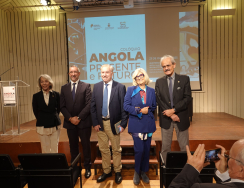 Colóquio “Angola: Presente e Futuro” na UCCLA