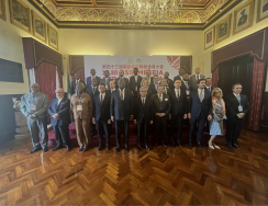 Foto de grupo-Assembleia Geral da UCCLA em Macau