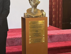 Inauguração do busto Luís de Camões - IAM - Macau