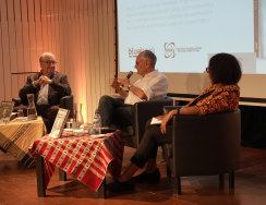 UCCLA acolheu lançamento do livro “Mahanyela: A Vida na Periferia da Grande Cidade de Ka Mpfumo, Lourenço Marques, Maputo” 