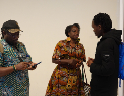 Livro O colono preto saiu do guarda-fato apresentado na UCCLA