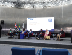 UCCLA presente no Fórum Unesp 50 anos