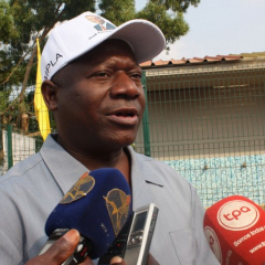 Construção de um sistema de água a partir do mar