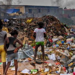 Melhorias no tratamento do lixo em Luanda