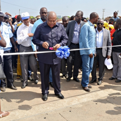 Inauguração da ponte do Balumuka