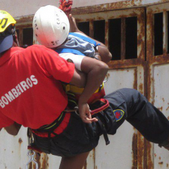 Sal ganha corporação de bombeiros