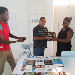 Polo da Universidade Lúrio na Ilha de Moçambique recebe livros em diversas áreas 