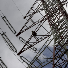 Construção de uma central de produção elétrica no Huambo