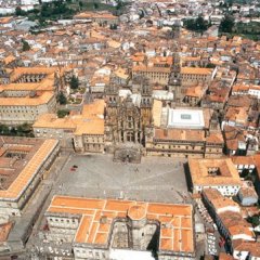 Santiago de Compostela votou adesão à UCCLA 