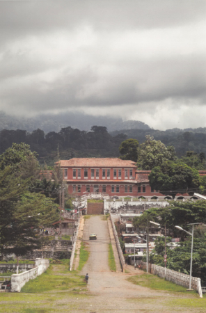 Rio do Ouro - Vista para o Hospital - pagina 48