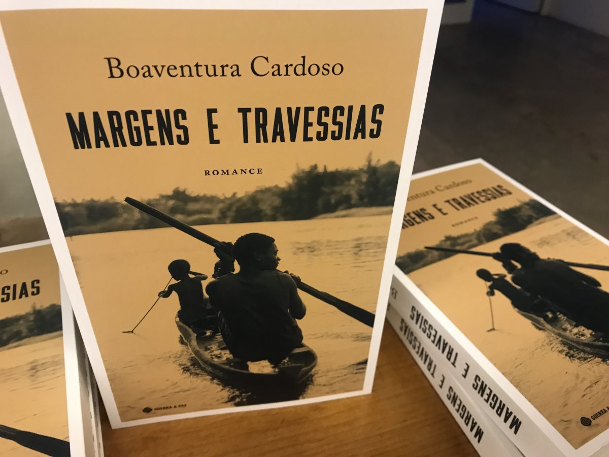 UCCLA acolheu lançamento do livro Margens e Travessias de Boaventura Cardoso_6440