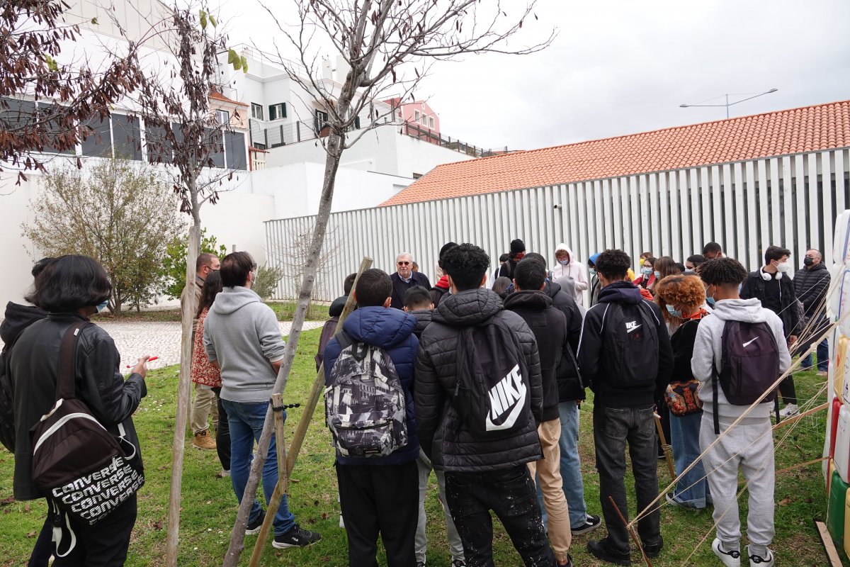 Visita da Escola Marques de Pombal a expo da UCCLA_DSC07183