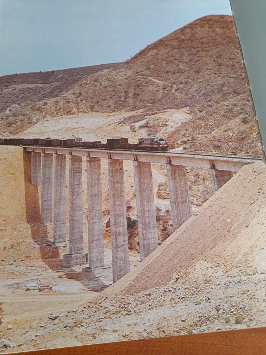 Capa livro Obras de Engenharia
